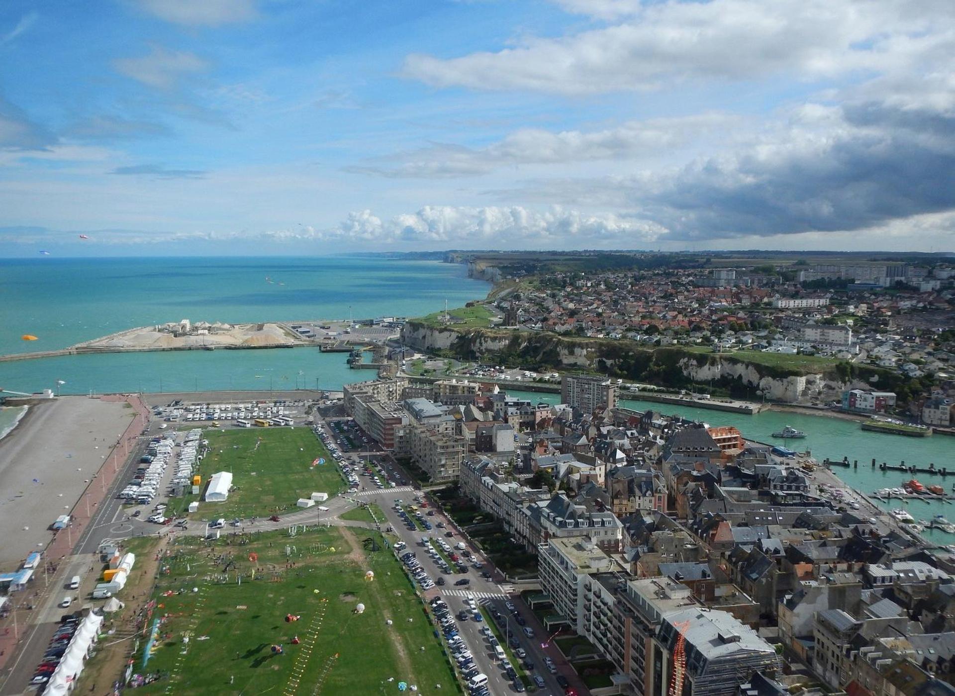 Le Voilier Ensoleille - Proximite Plage & Gare - Confort & Tranquillit Dieppe Esterno foto